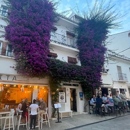 Hostal Paco Марбелья Экстерьер фото