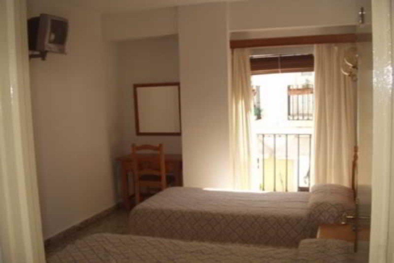 Hostal Paco Марбелья Экстерьер фото